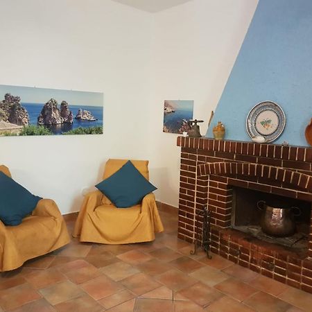Zahra Casa Vacanze Villa Castelluzzo Exteriör bild